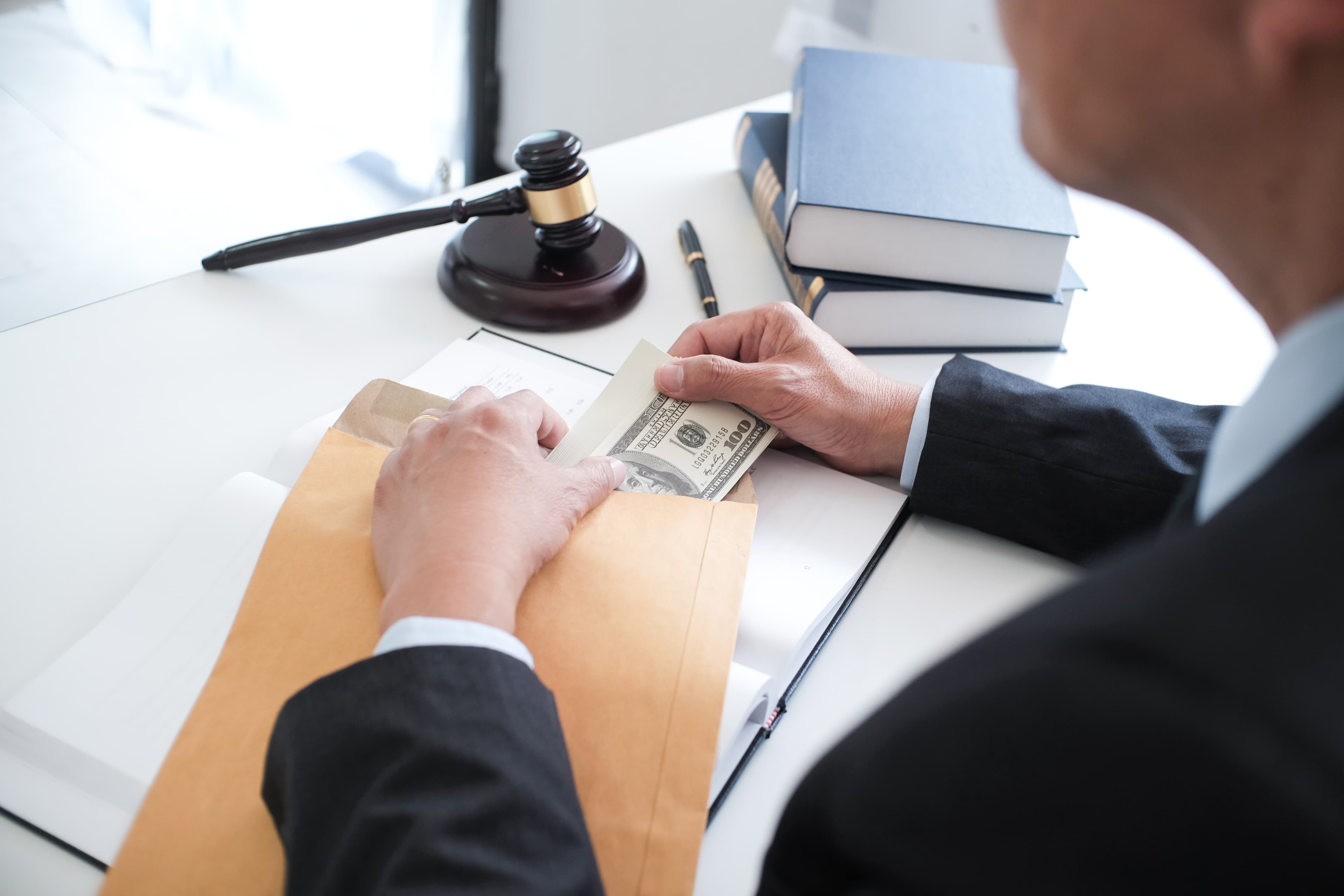 Tasarrufun İptali Davası kapak fotoğrafı